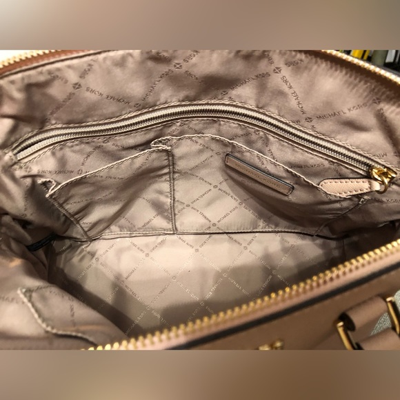 Michael Kors Tote and hand bag - dusty rose color - Picture 6 of 8